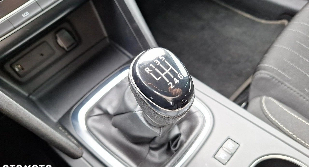 Renault Megane cena 51900 przebieg: 94435, rok produkcji 2018 z Choszczno małe 379